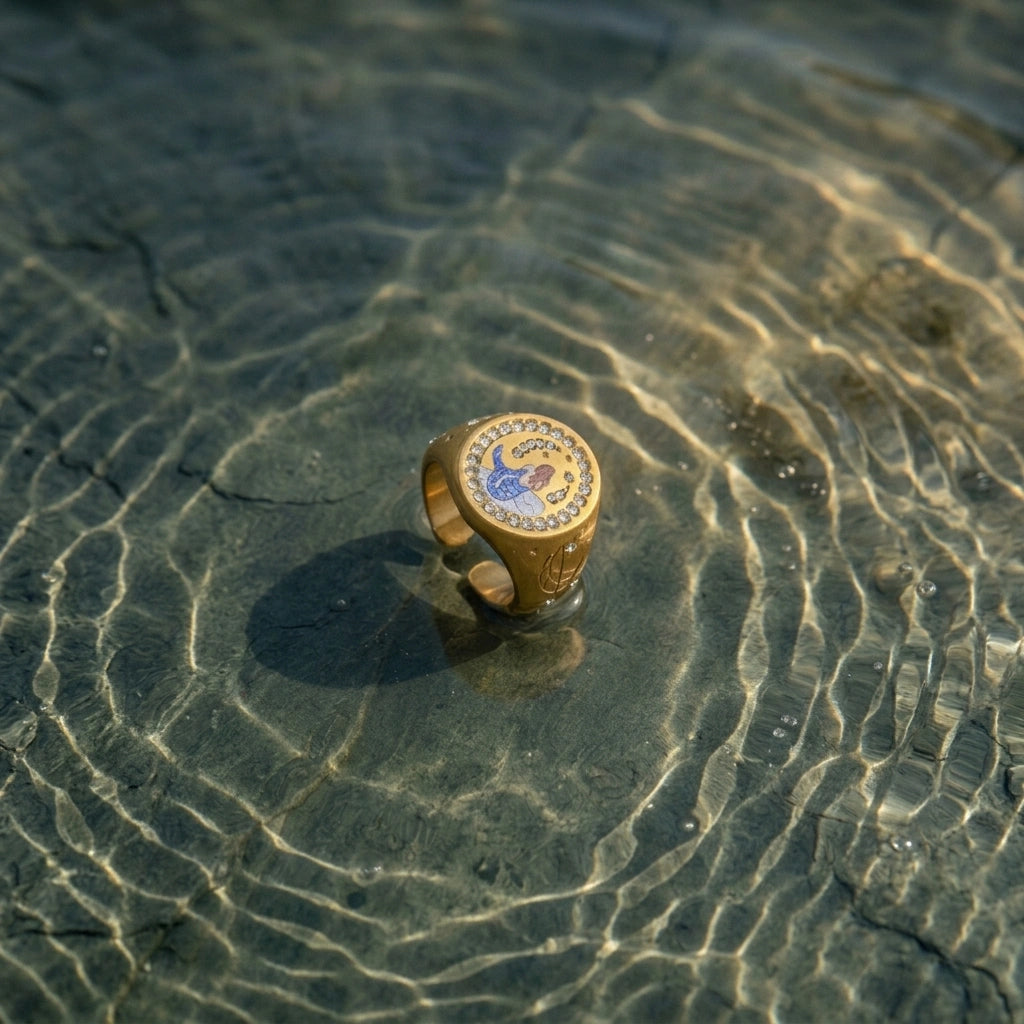 Sea Siren Ring in shallow water